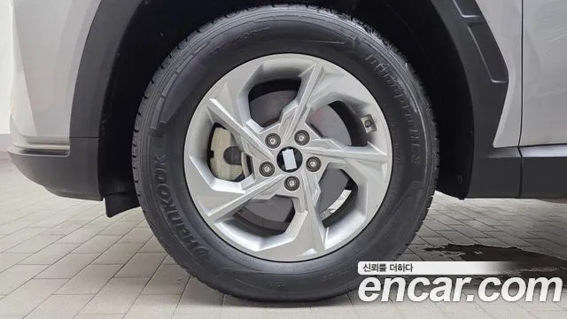 Hyundai Tucson Tucson (NX4) Дизель 2.0 2WD — Фото автомобиля 5
