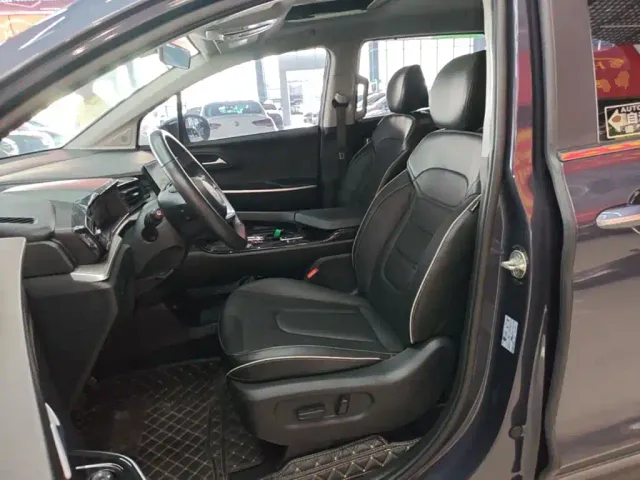 Hyundai Custo — Фото автомобиля 14