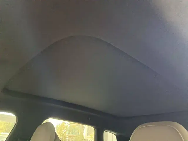 Volvo XC70 Plug-in Hybrid — Фото автомобиля 14