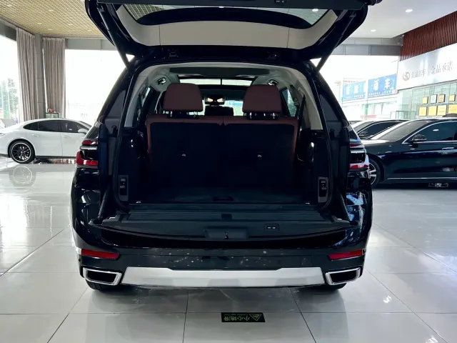 BMW X7 — Фото автомобиля 23