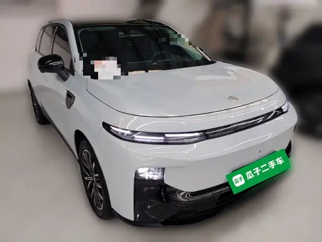 Leapmotor B10 — Фото автомобиля 5