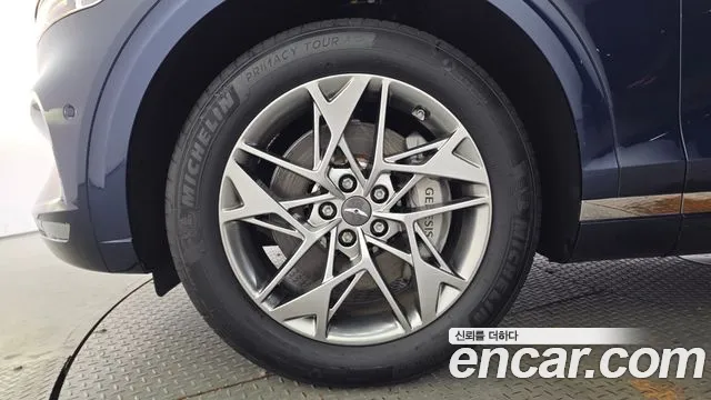 Genesis GV70 2.5T Бензин AWD — Фото автомобиля 4
