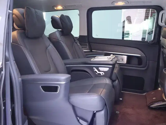 Mercedes-Benz V-Class — Фото автомобиля 22