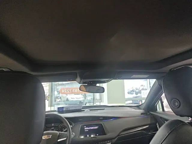 Cadillac XT4 — Фото автомобиля 17