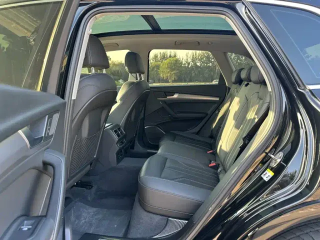 Audi Q5L — Фото автомобиля 9