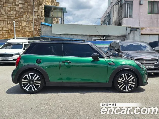 Mini Cooper — Фото автомобиля 4