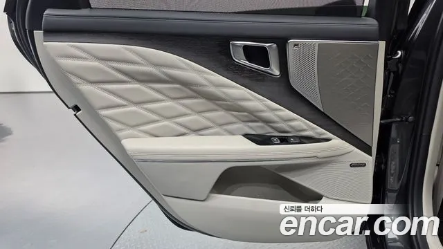 Kia K8 Hybrid — Фото автомобиля 14