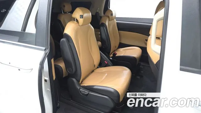 Kia Canival Carnival 4 поколение Дизель 9 мест Prestige — Фото автомобиля 11
