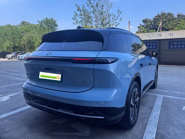 Nio ES6 — Фото автомобиля 8