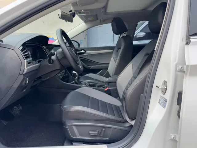 Volkswagen Sagitar — Фото автомобиля 7