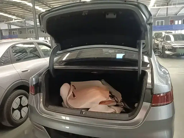 BYD Qin PLUS — Фото автомобиля 18