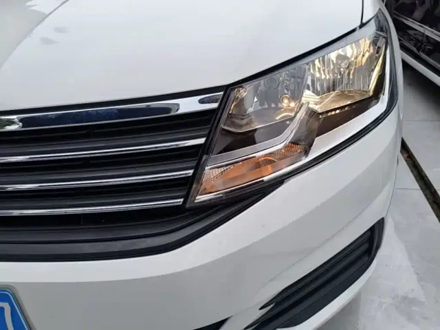Volkswagen Lavida — Фото автомобиля 23