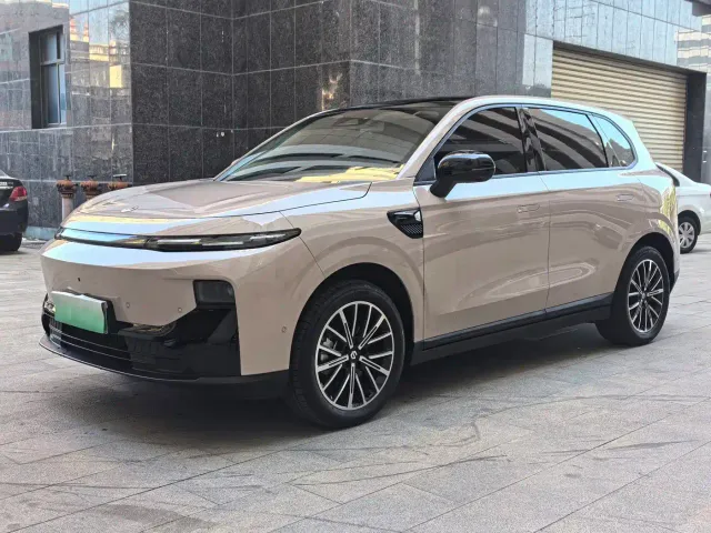 Фотография автомобиля — Leapmotor B10