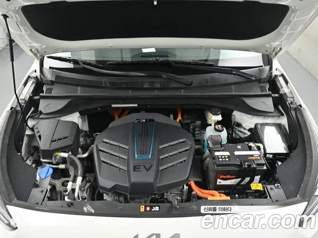 Kia Niro — Фото автомобиля 6