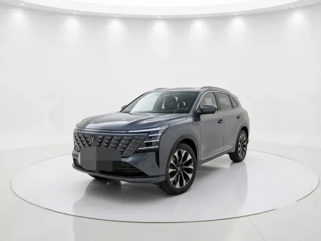 Фотография автомобиля — Changan CS75 Plus