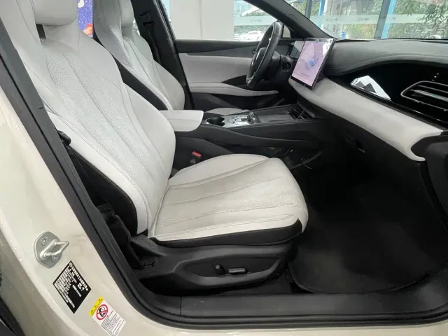 BYD Seal 06 — Фото автомобиля 16