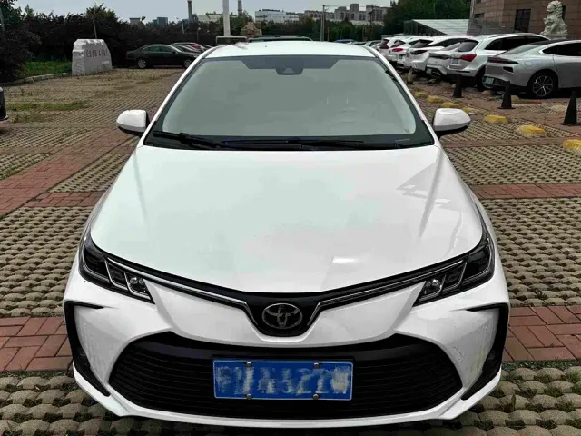 Toyota Corolla — Фото автомобиля 2