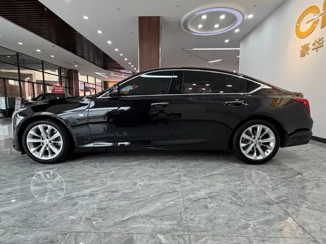 Cadillac CT5 — Фото автомобиля 8