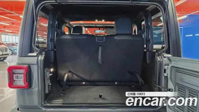 Jeep Wrangler Wrangler (JL) 2.0 Rubicon 2 двери — Фото автомобиля 3