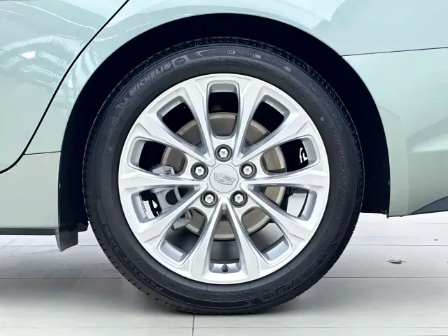 Cadillac CT5 — Фото автомобиля 12