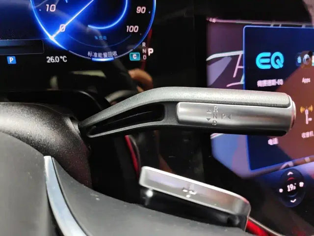 Mercedes-Benz EQS — Фото автомобиля 20