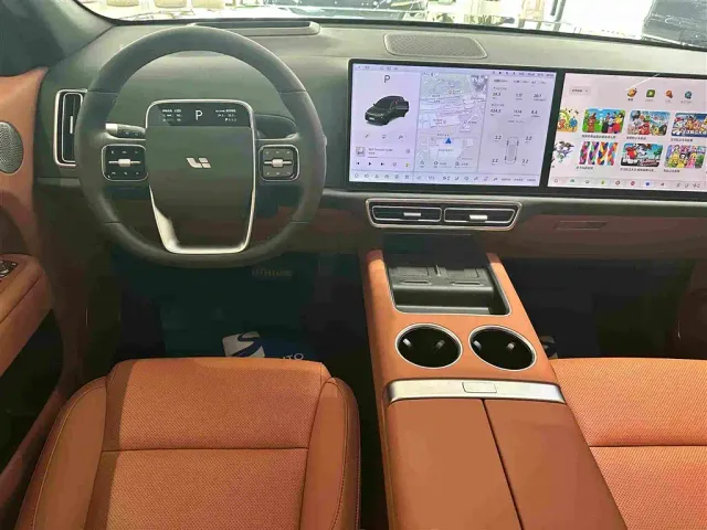 Li Auto L7 — Фото автомобиля 13