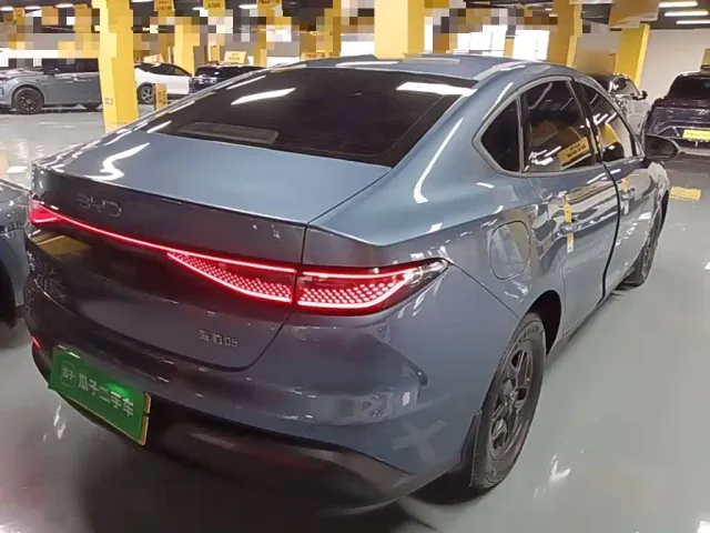 BYD Seal 05 DM-i — Фото автомобиля 6