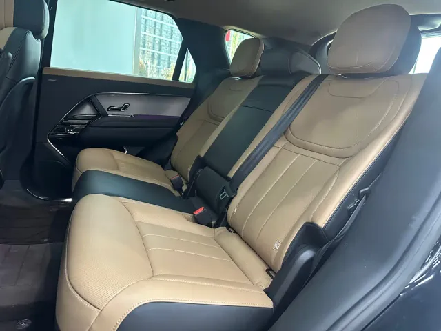 Land Rover Range Rover Sport — Фото автомобиля 21