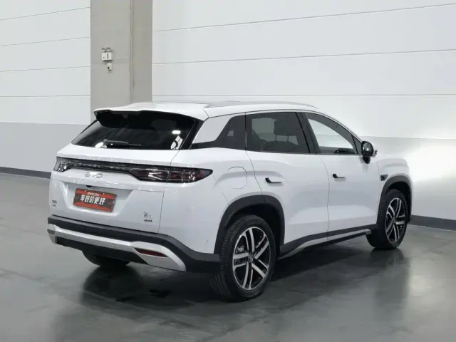 BYD Song L DM-i — Фото автомобиля 2