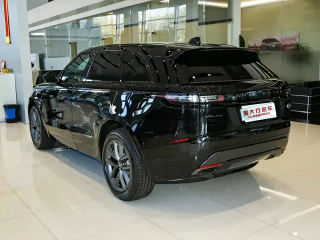Land Rover Range Rover Velar 2026 Model 250PS Dynamic SE — Фото автомобиля 3