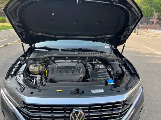 Volkswagen Passat — Фото автомобиля 10