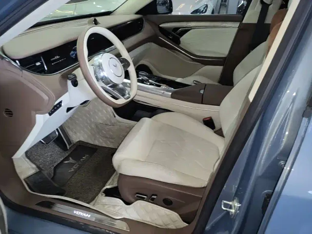 Voyah FREE — Фото автомобиля 14