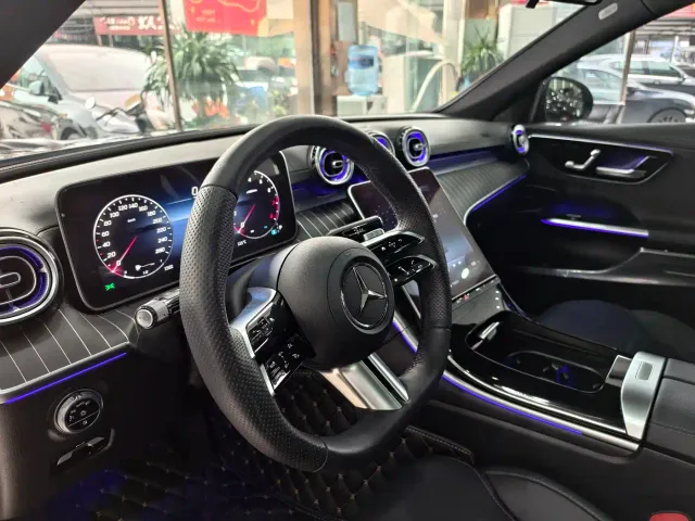 Mercedes-Benz C-Class — Фото автомобиля 8