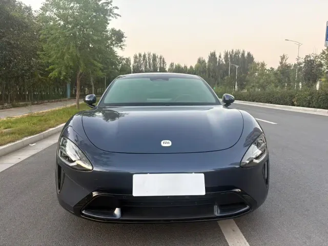 Xiaomi SU7 — Фото автомобиля 2