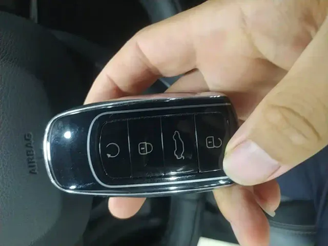 Chery Tiggo 8 — Фото автомобиля 8