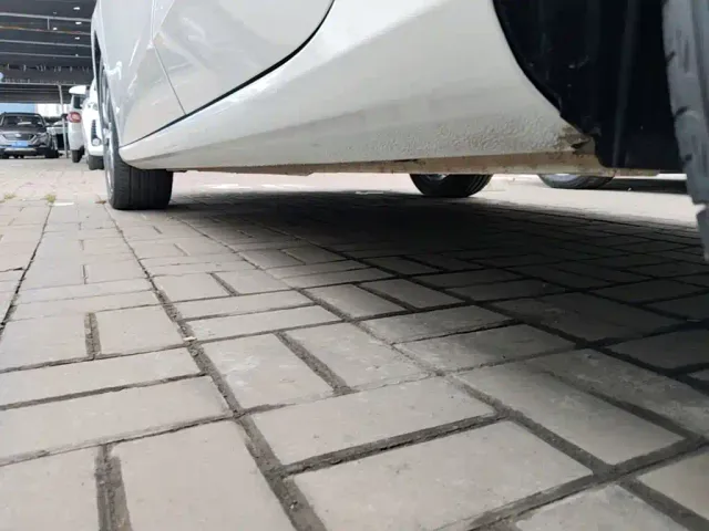 Geely Emgrand — Фото автомобиля 21