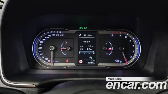 Hyundai Tucson Tucson (NX4) Бензин 1.6 турбо 2WD — Фото автомобиля 8