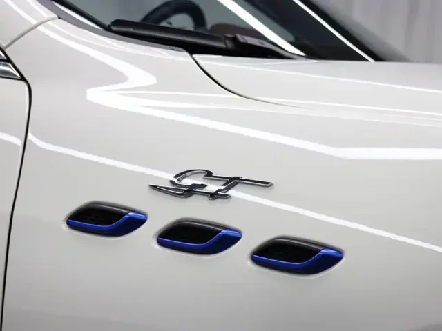 Maserati Levante — Фото автомобиля 23