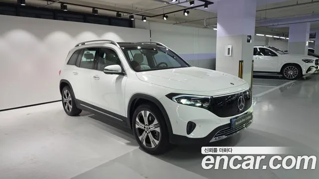 Mercedes-Benz EQB X243 — Фото автомобиля 2