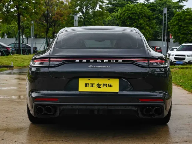 Porsche Panamera — Фото автомобиля 5