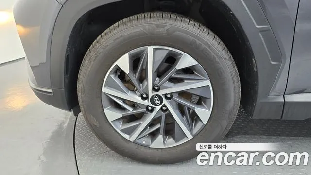 Hyundai Tucson NX4 — Фото автомобиля 5