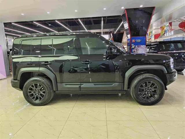 BYD FangChengBao Leopard 5 — Фото автомобиля 12