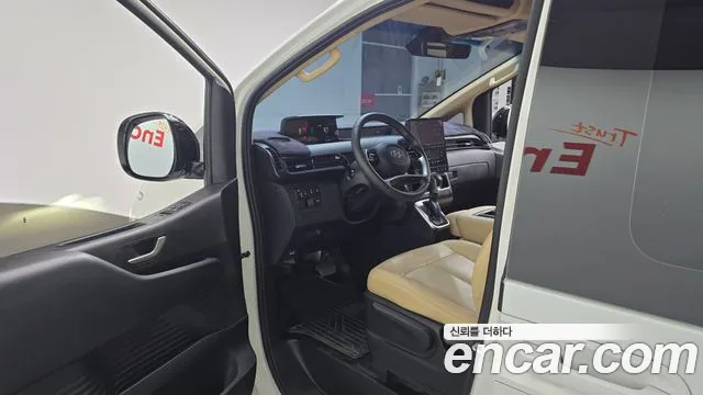Hyundai Staria — Фото автомобиля 10