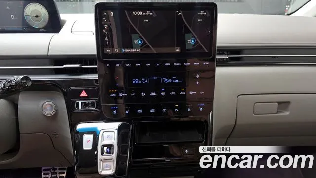 Hyundai Staria Staria 4WD Lounge 7 мест — Фото автомобиля 17