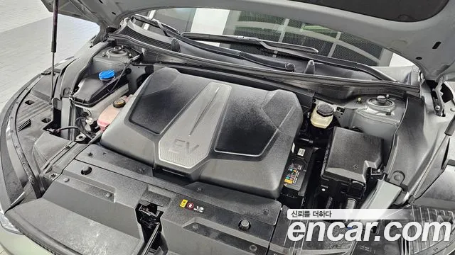 Kia EV6 — Фото автомобиля 9