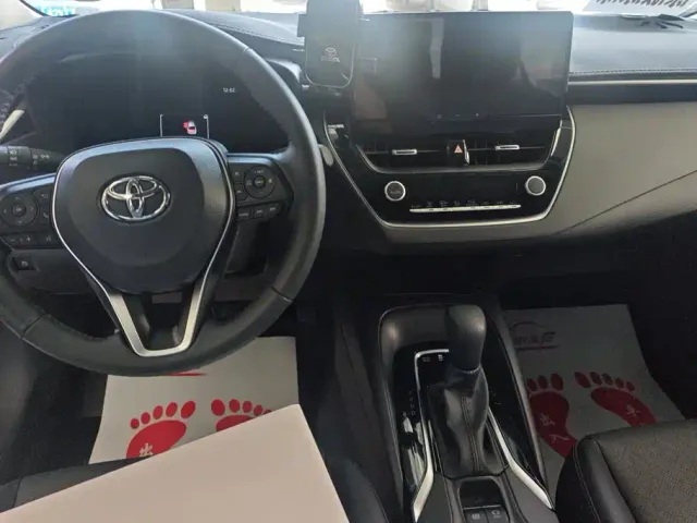 Toyota Corolla — Фото автомобиля 12