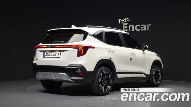 Kia Seltos — Фото автомобиля 2