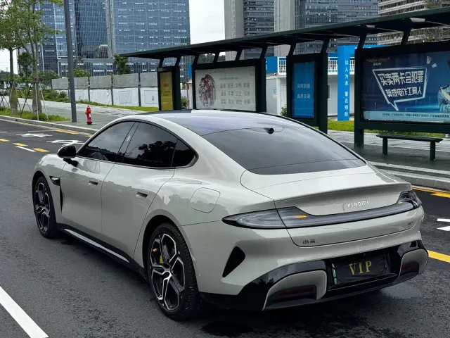 Xiaomi Auto Xiaomi SU7 2024 RWD Ultra Long Range Advanced Smart Driving Pro Edition — Фото автомобиля 19