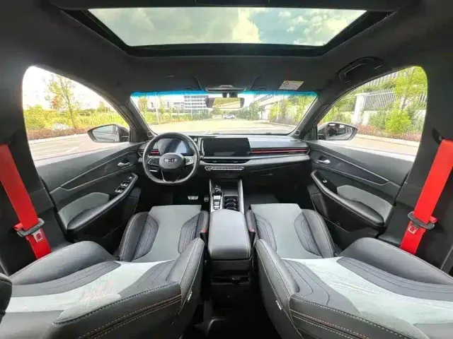 Geely Binrui — Фото автомобиля 7