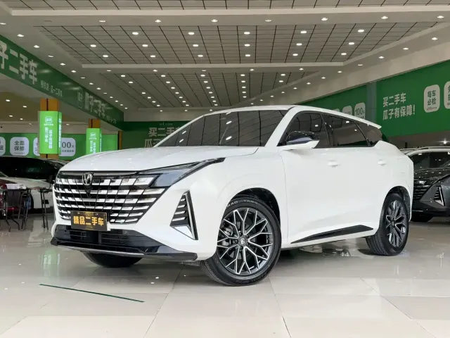 Фотография автомобиля — Changan UNI-Z